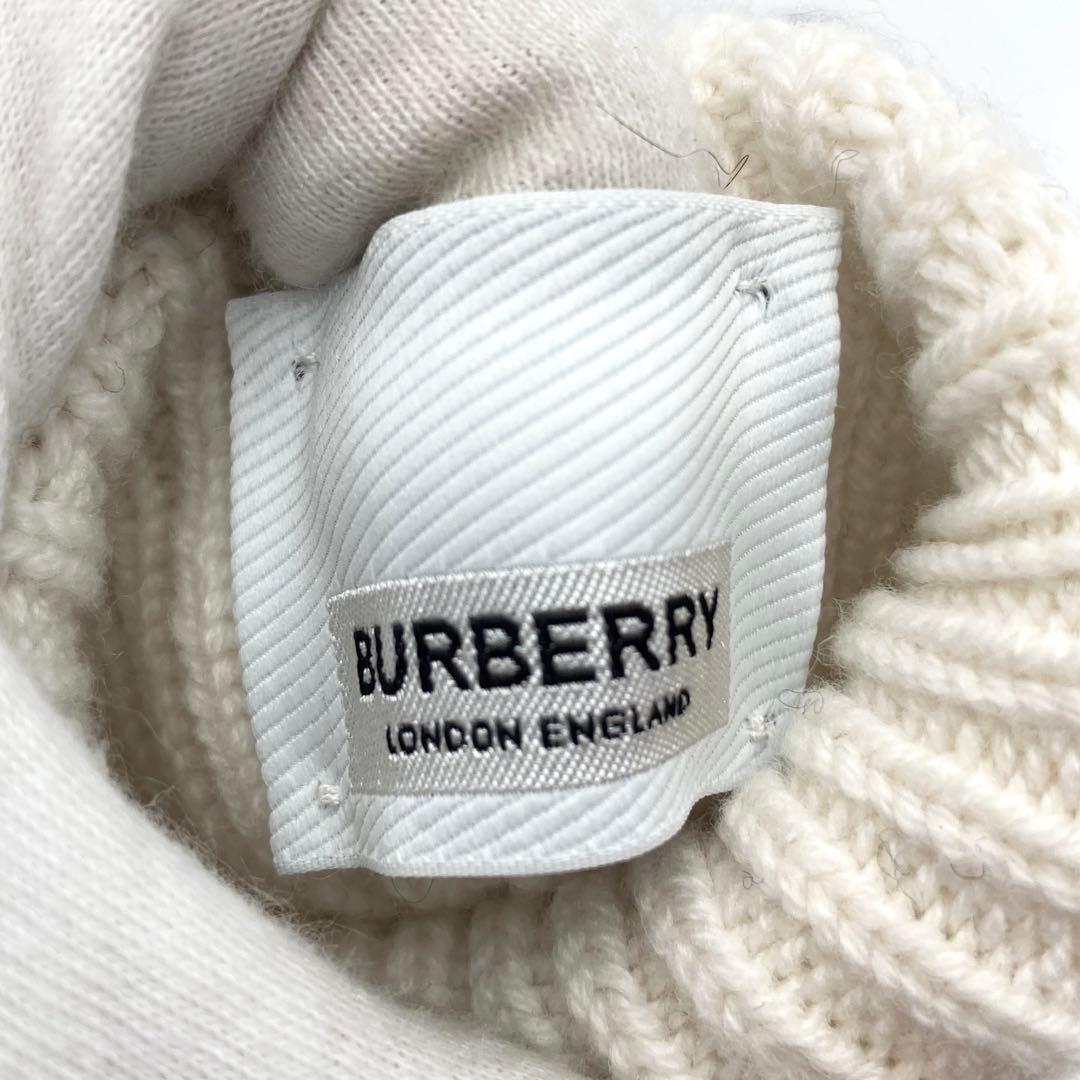 ずーきー✨ BURBERRY ロゴインターシャ 手袋 M/L 黒×白