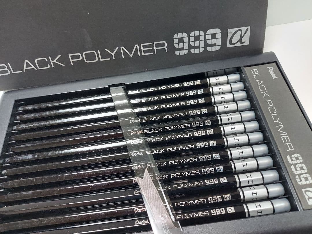 Pentel BLACK POLYMER 999 α 12本入り　レトロ鉛筆
