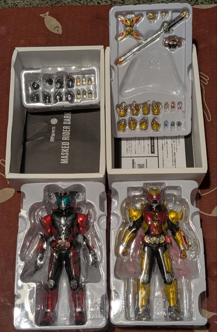 真骨頂　仮面ライダーキバ　2点セット（訳あり）