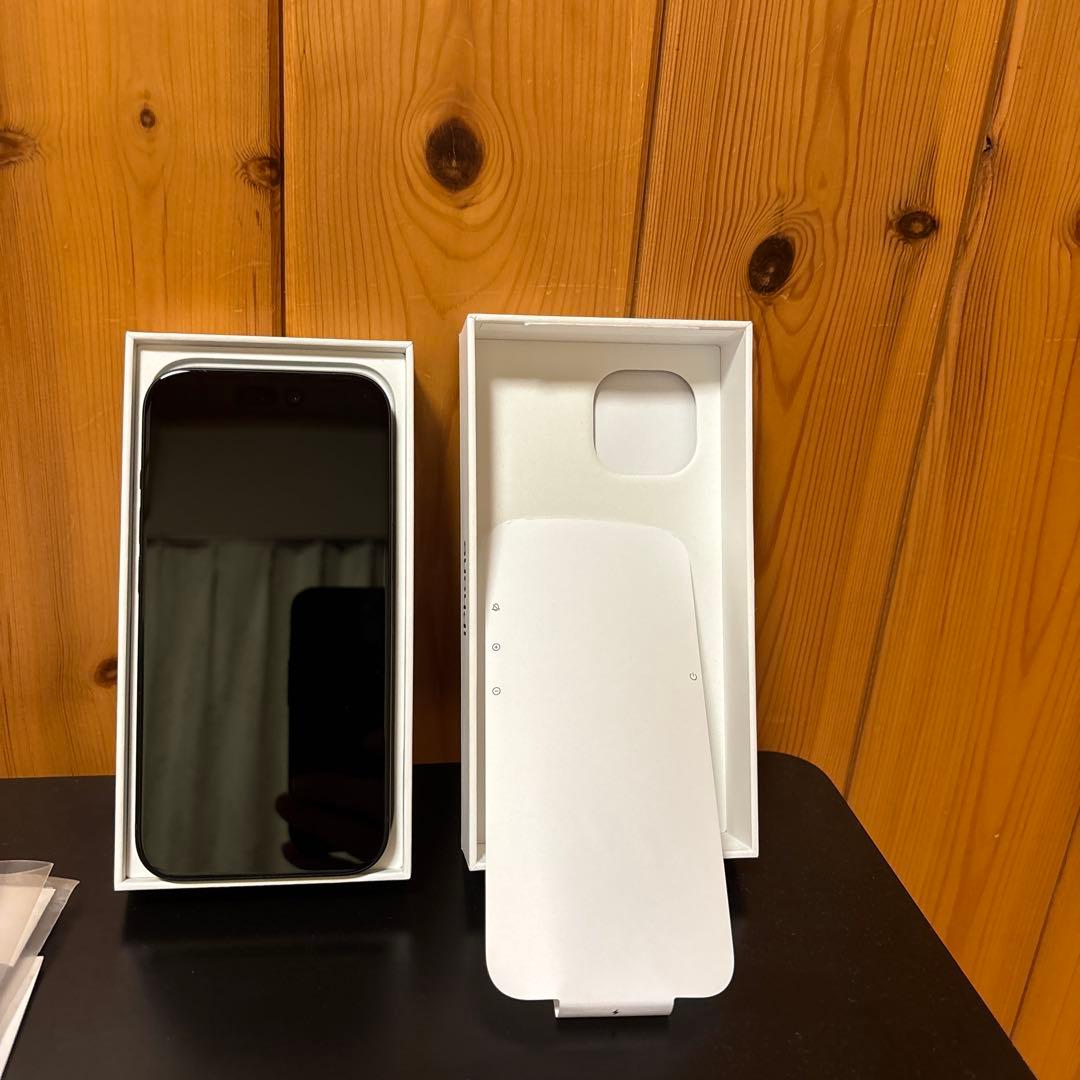 Apple iPhone 15ブラック 128GB