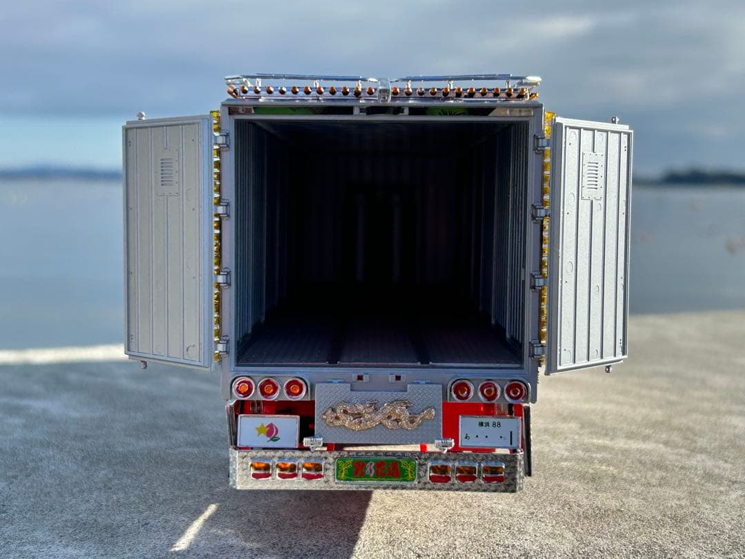 トラック野郎一番星北へ帰るアオシマ デコトラプラモデル