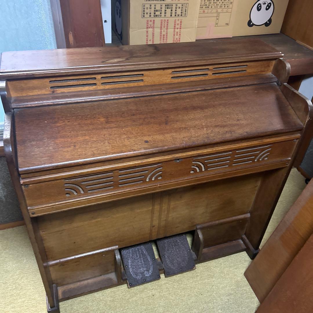 オルガン　アンティーク　骨董品　ディスプレイ　家具