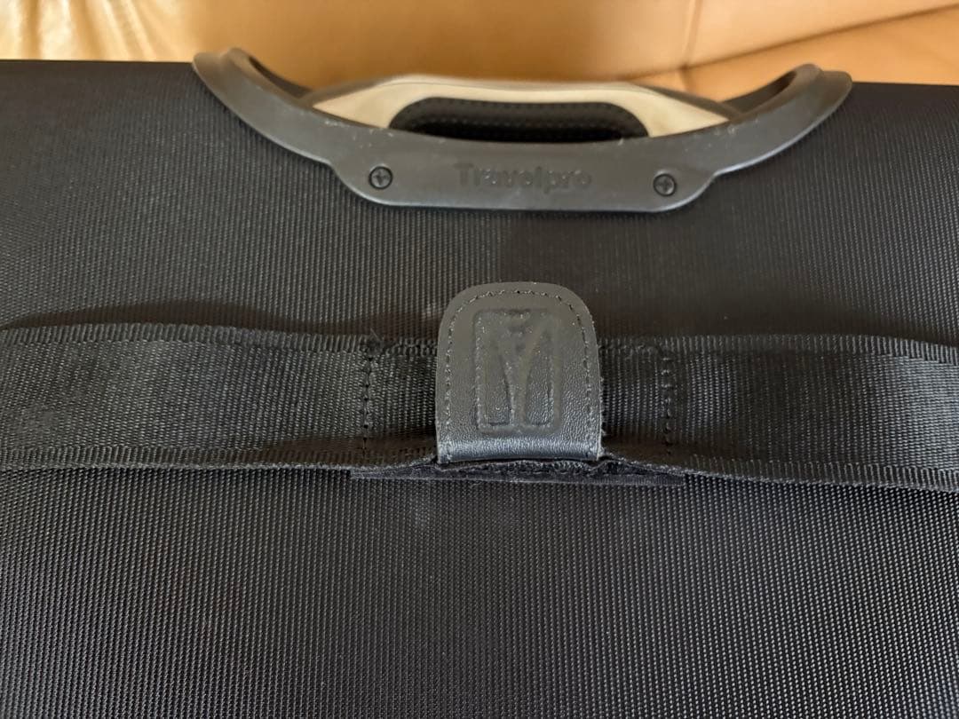 週末値下げTravelpro Crew10 Rolling Tote