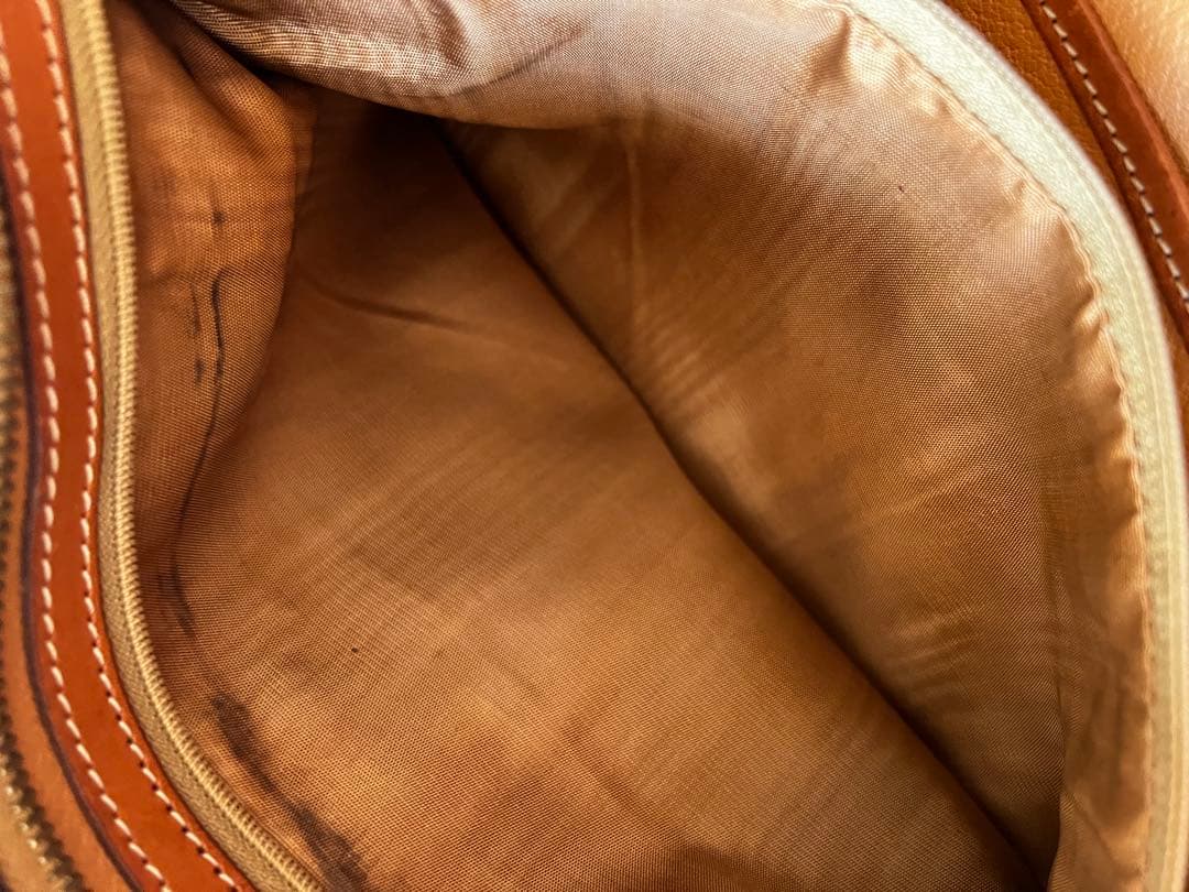 Cute　CELINE ブラウンレザーショルダーバッグ