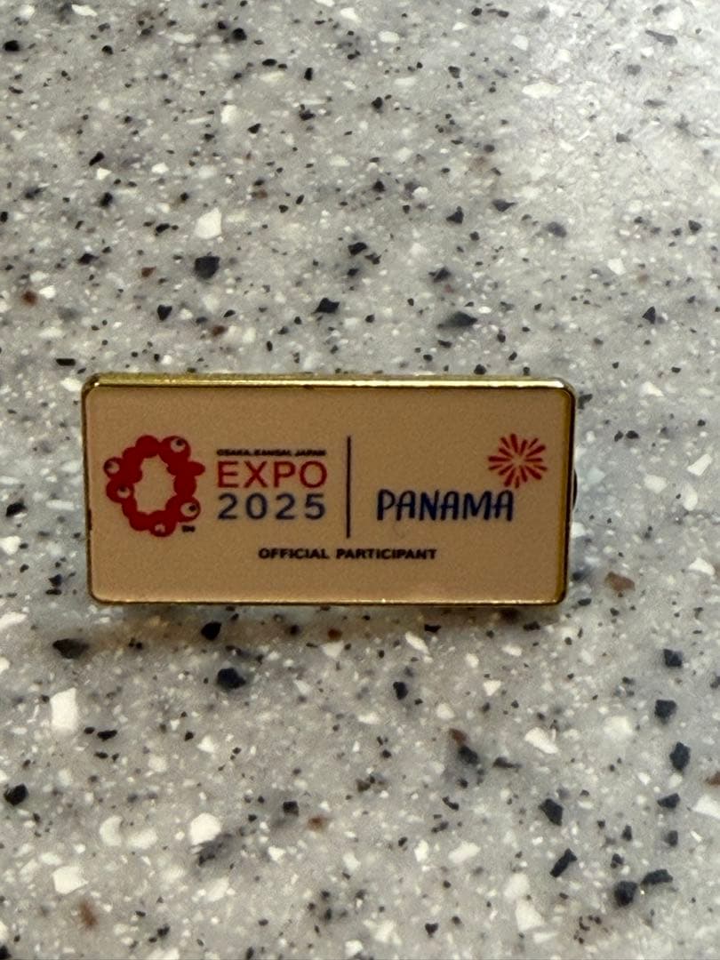 ‼️値下げしました‼️非売品　パナマ 2種　ピンバッジ　大阪万博2025