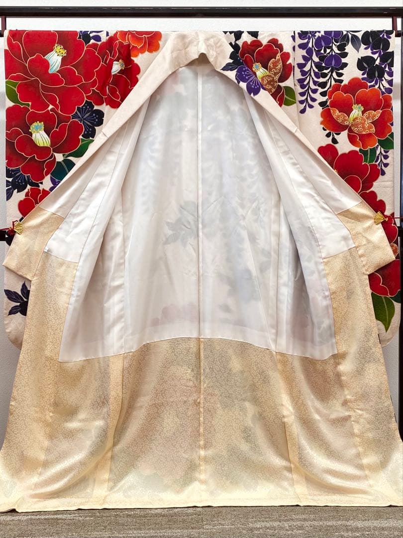 振袖 豪華 銀通し 刺繍 金彩 椿 大輪 身丈173cm パールトーン加工済