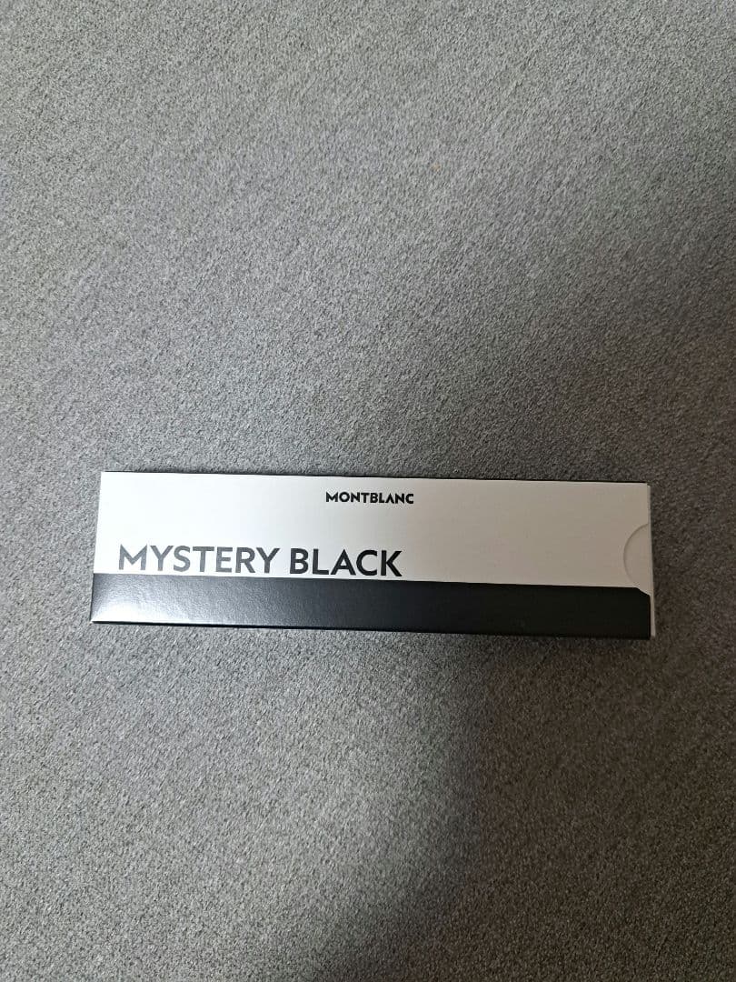 MONTBLANC ボールペン ブラック 替え芯１本付き　モンブラン