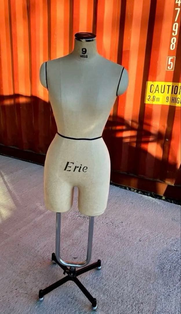 Erie Miss 9サイズ マネキン