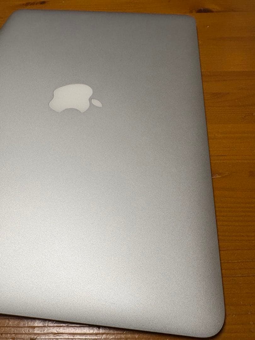 美品付属品完備MacBookAir 13インチCorei5 256GB