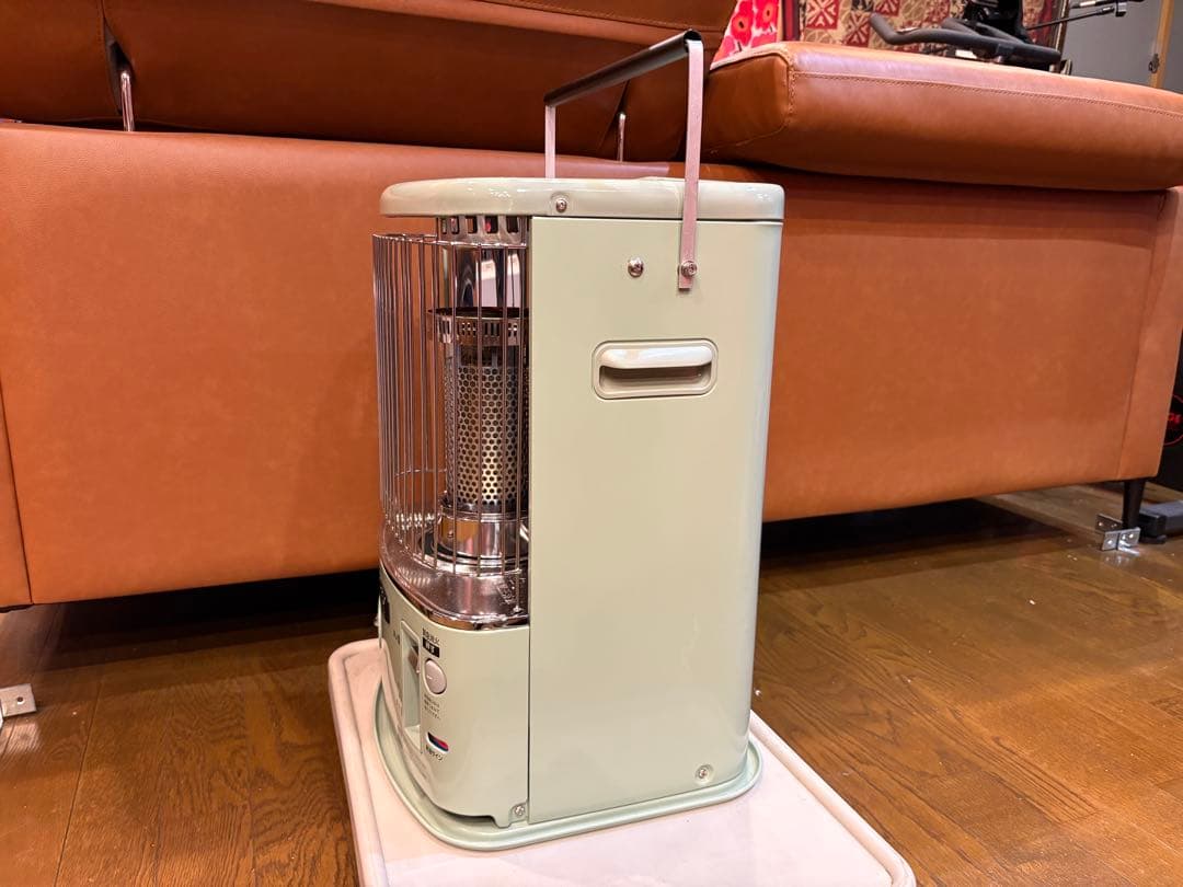 カスタム、アラジン灯油ストーブ ミントグリーン