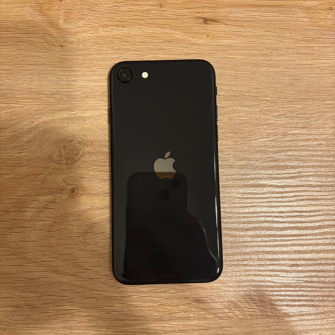 Apple iPhone SE（第2世代） SIMフリー (整備済み品)