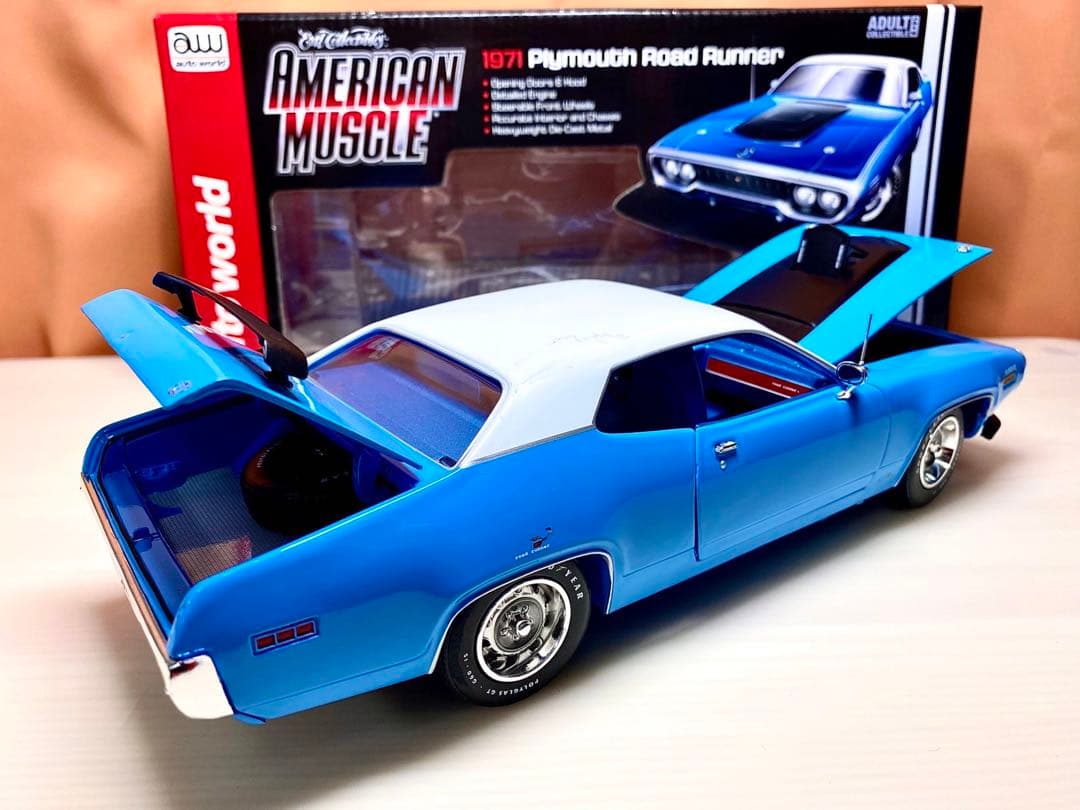 プリムスロードランナー1/18scale 青