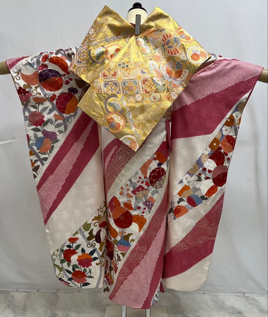 振り袖　フルセット　長襦袢付　成人式　振袖　金彩加工　刺繍入り　絞り入り　628