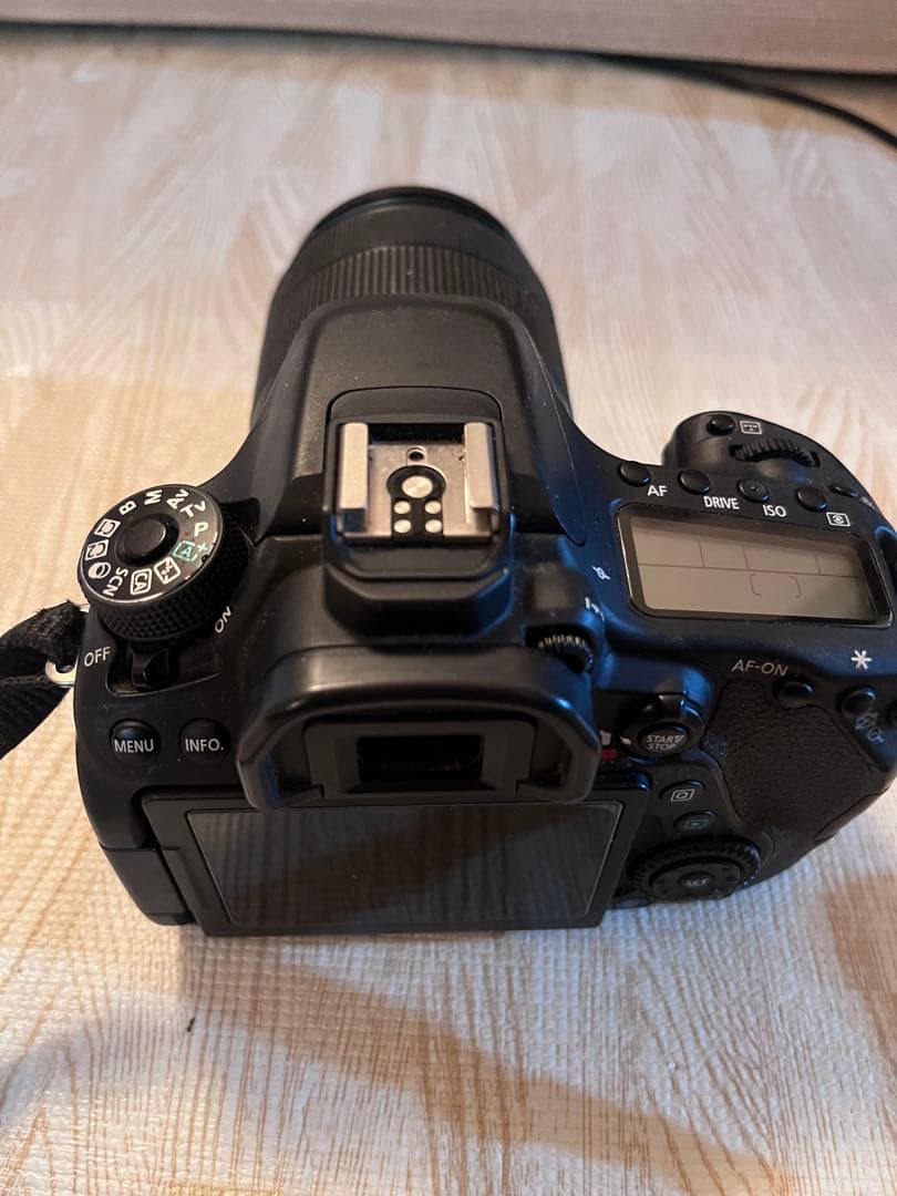 【美品付属品完備】Canon EOS 80D レンズキット 防湿庫保管・即発送可