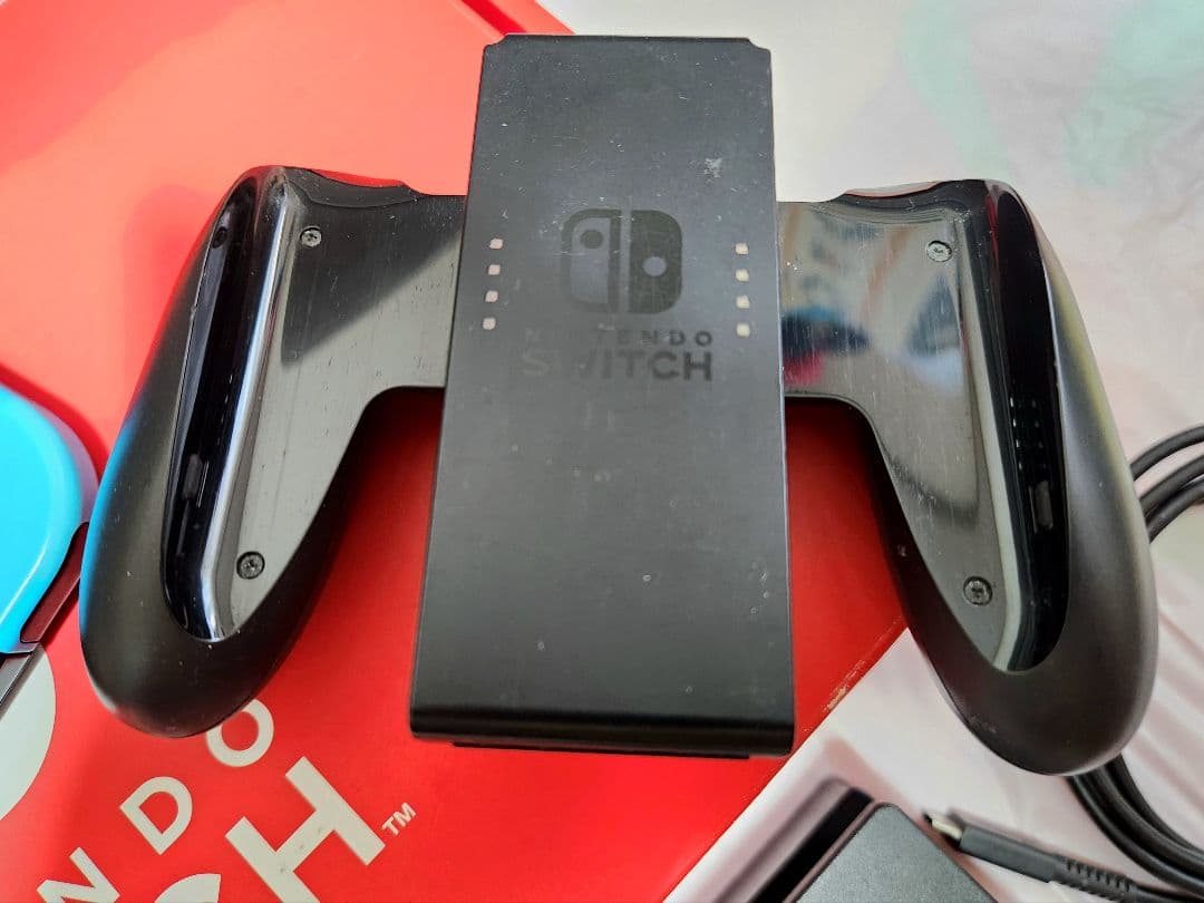 よ*ん様 《 美品 》Nintendo Switch 本体 ☆セット☆100%機