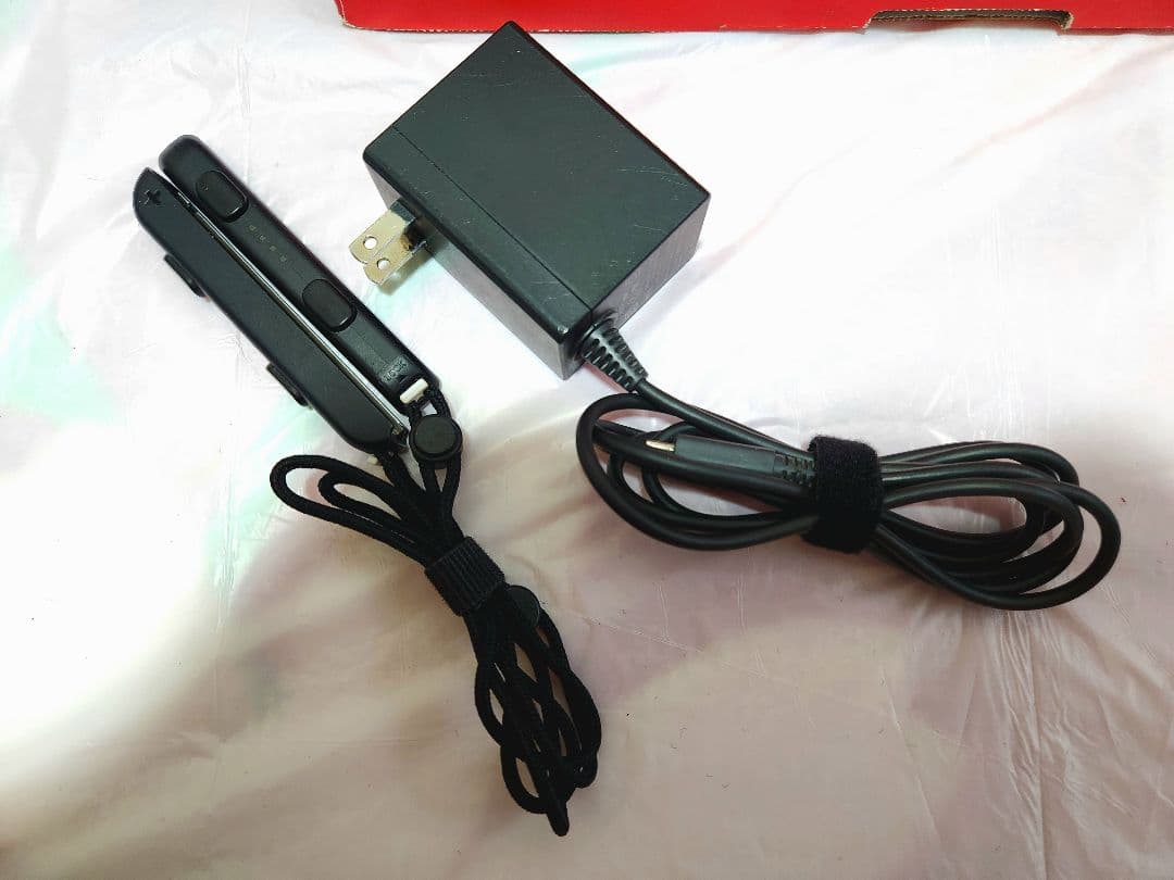 よ*ん様 《 美品 》Nintendo Switch 本体 ☆セット☆100%機