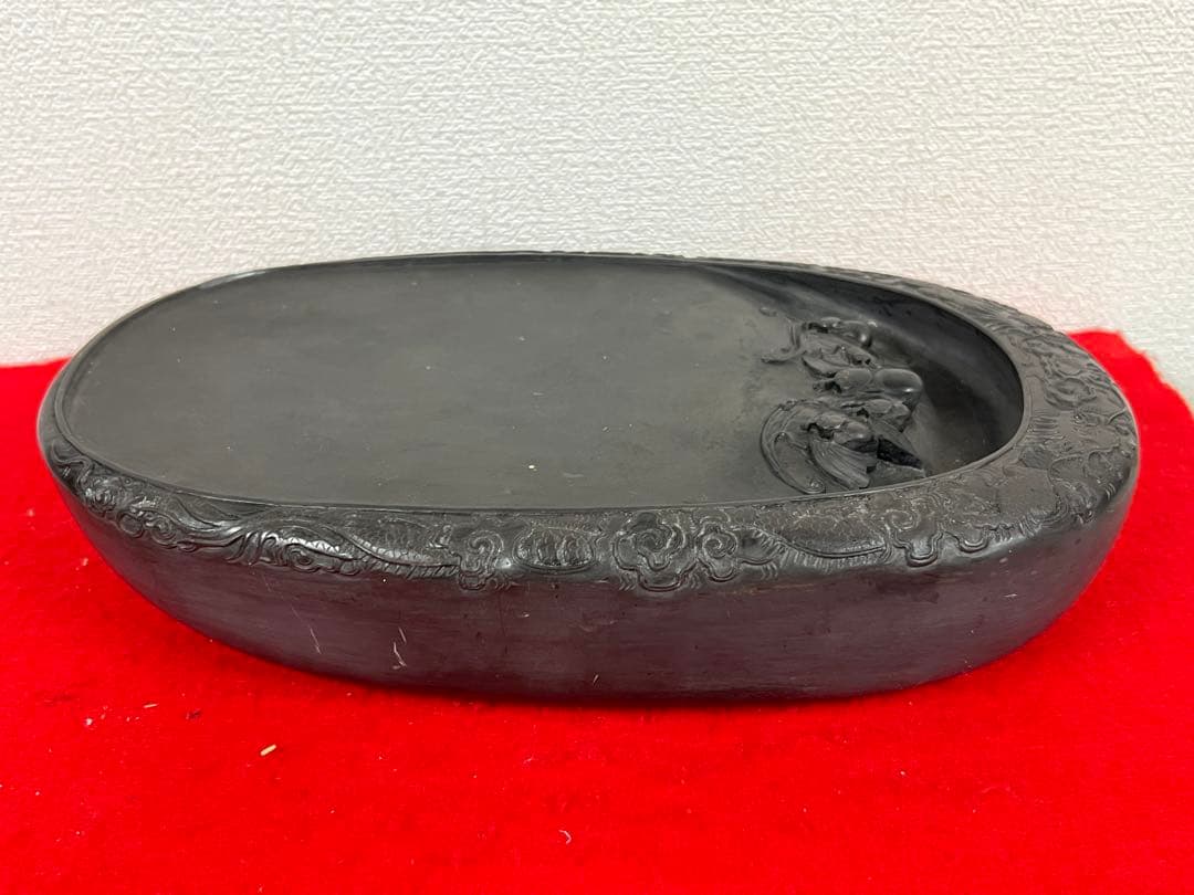 中国古美術　歙州　蝙蝠龍紋硯　硯　書　端渓硯 / 西X-44