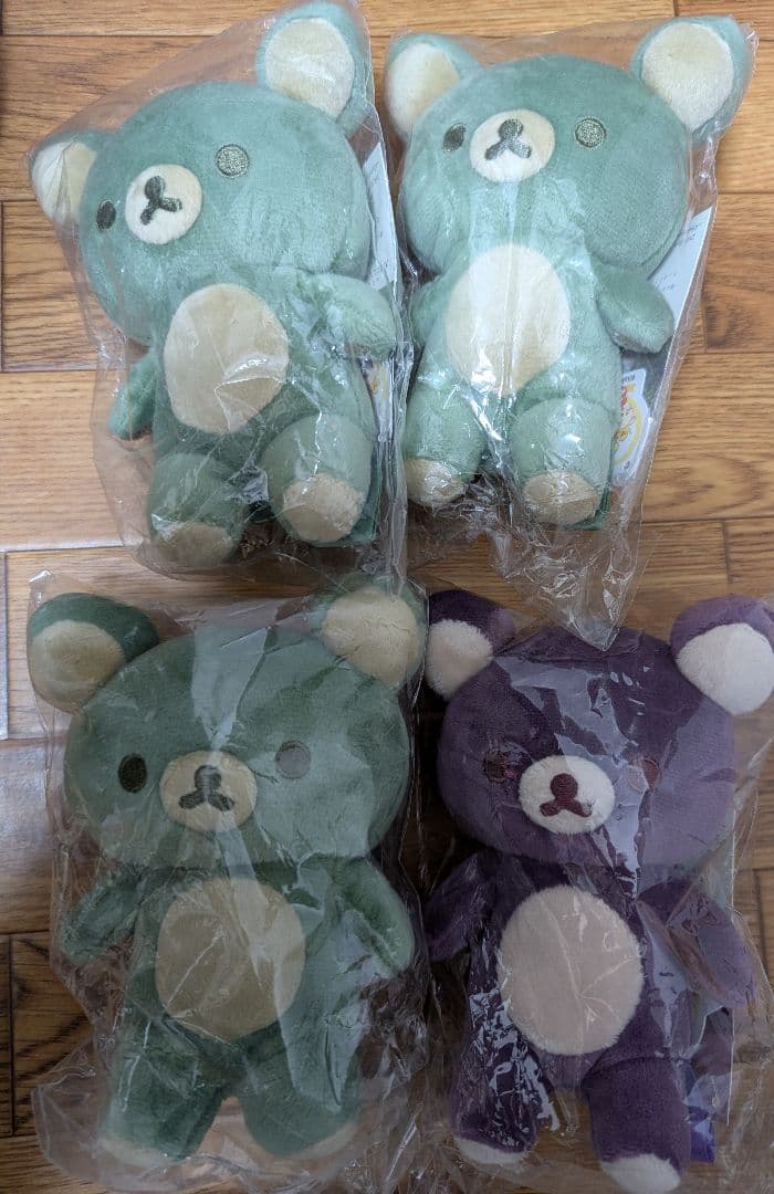 リラックマ　20周年20Colors Winter ある日の森の中　2体