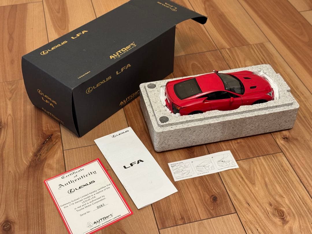 オートアート 1/18 レクサスLFA（レッド） 最終値下げ