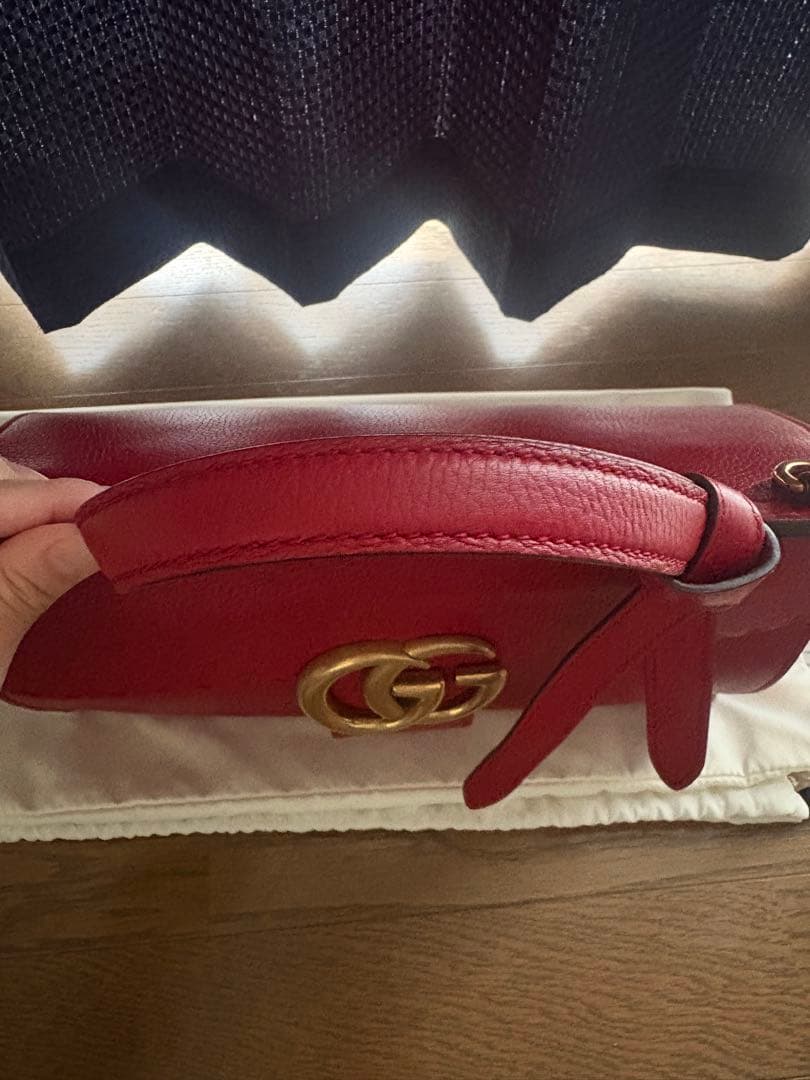 GUCCI グッチ　GGマーモント　バッグ　ハンドバッグ　421890 極美品