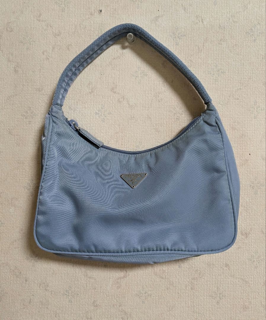 PRADA プレート ☆ ナイロン ハンドバッグ ライトブルー パーティーバック