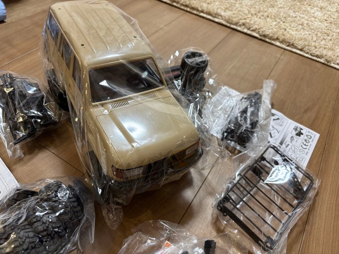 wpl c54-1 RTR とc24-1組み立てキット　クローラーラジコンセット