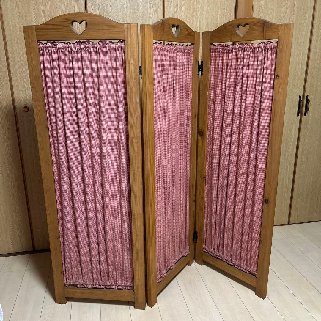 カントリー調　木製三つ折りパーテーション ハート型