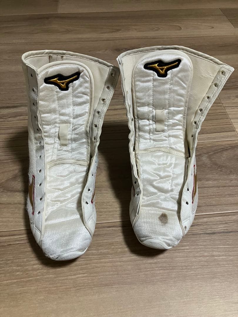 Mizuno ボクシングシューズ ホワイト/ゴールド 27cm