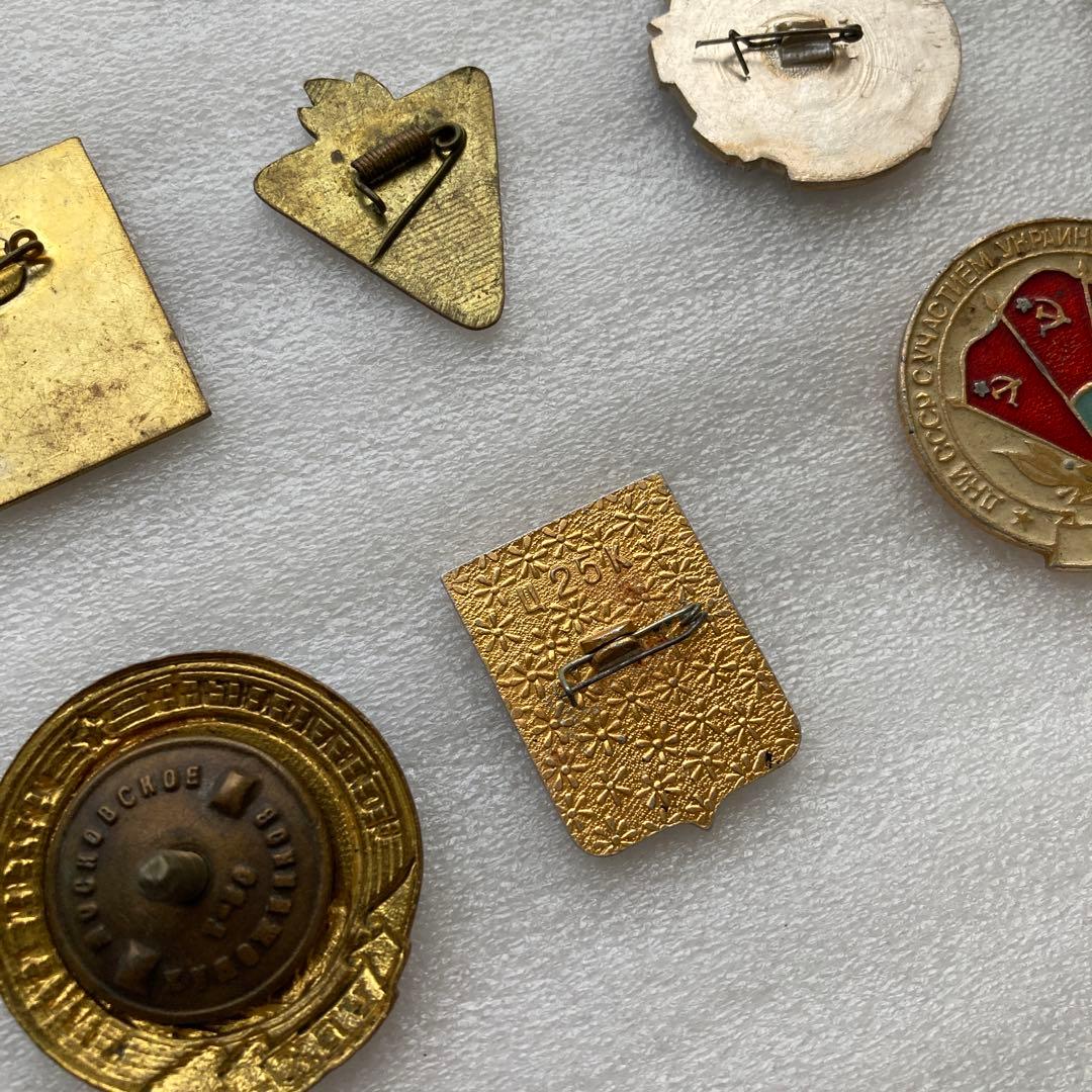 モンゴル　ピンバッジ　アンティーク　39個