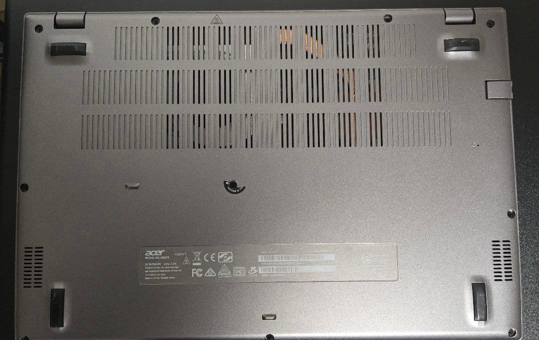 第12世代 i7 メモリ16GB SSD768GB 14インチ Acer