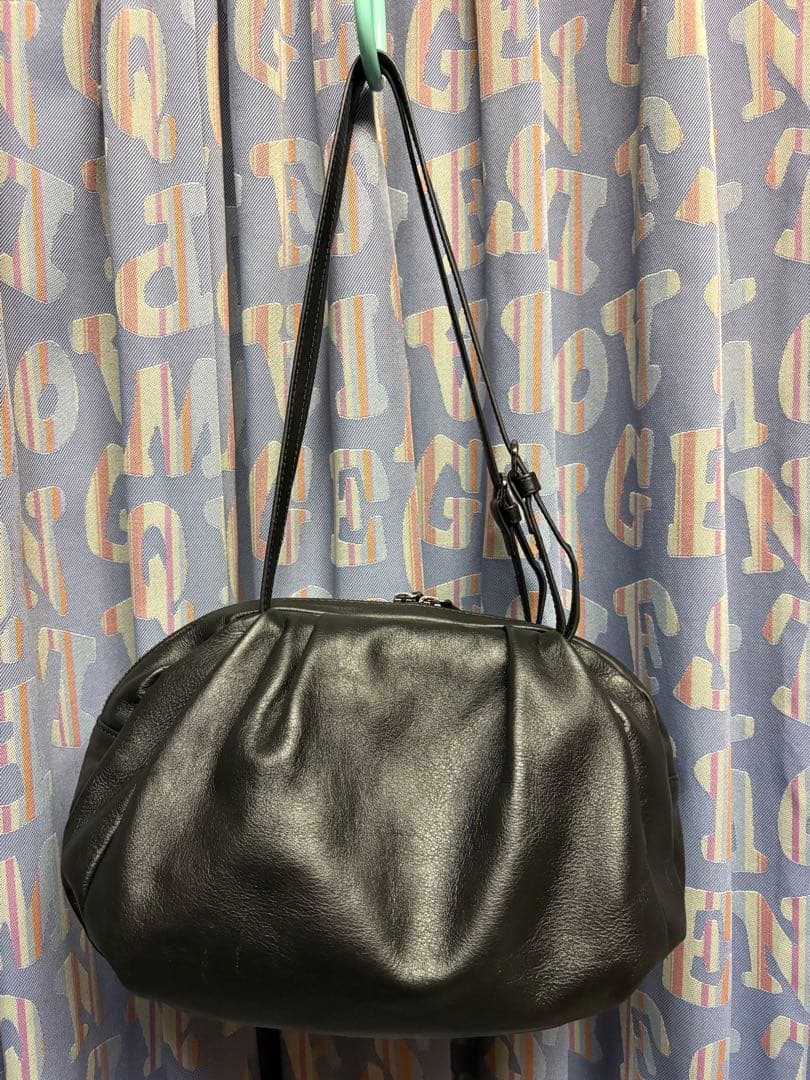 イアパピヨネ　《本革/430g》コロンボストンバッグ