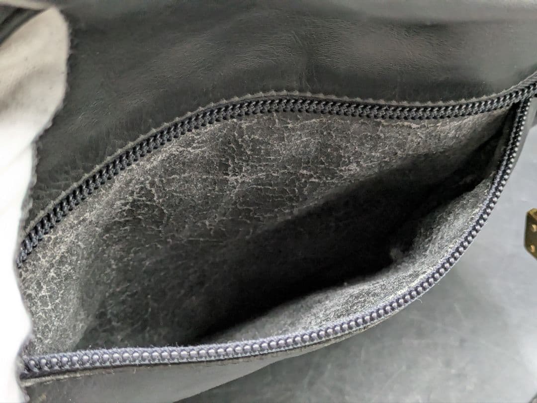 LOEWE アナグラム ショルダーバッグ ヴィンテージ オールレザー