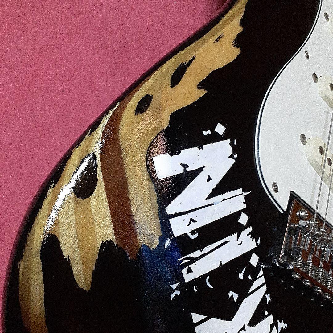 【良・美品】SKINペイント・SUGIZOモデル。ソフトケース&アーム付属。