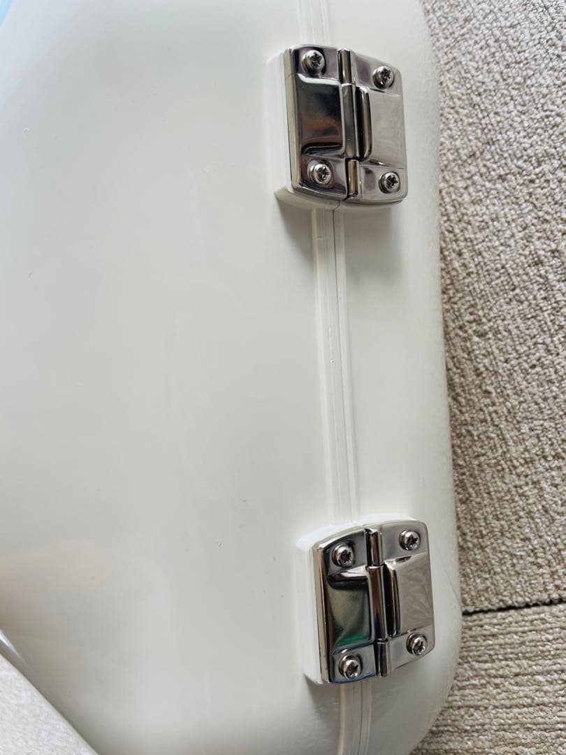 アルトサックス消音機、e-Sax (ホワイト)