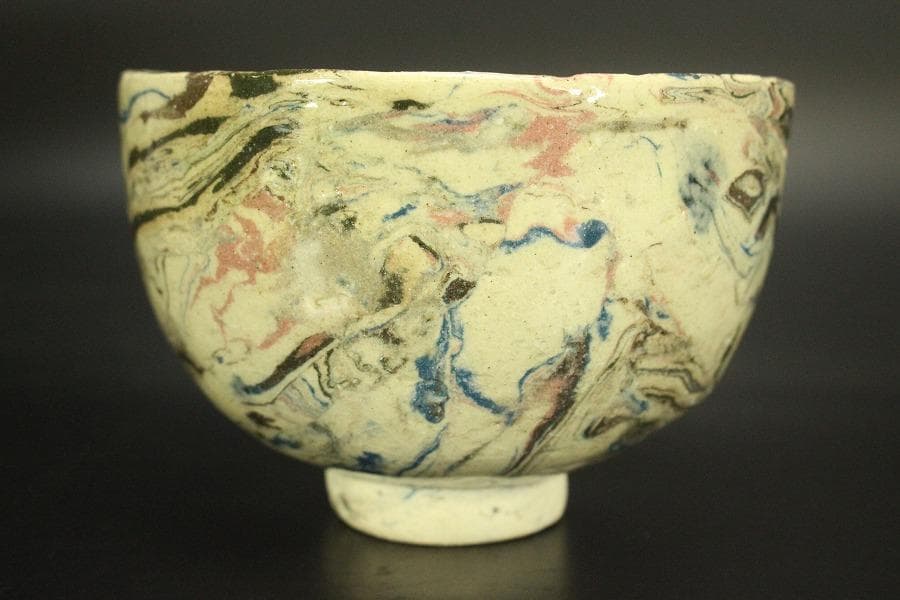 茶道具 唐九郎作 練込茶碗 「銘 雅静」 仕覆付 共箱(メ1465)