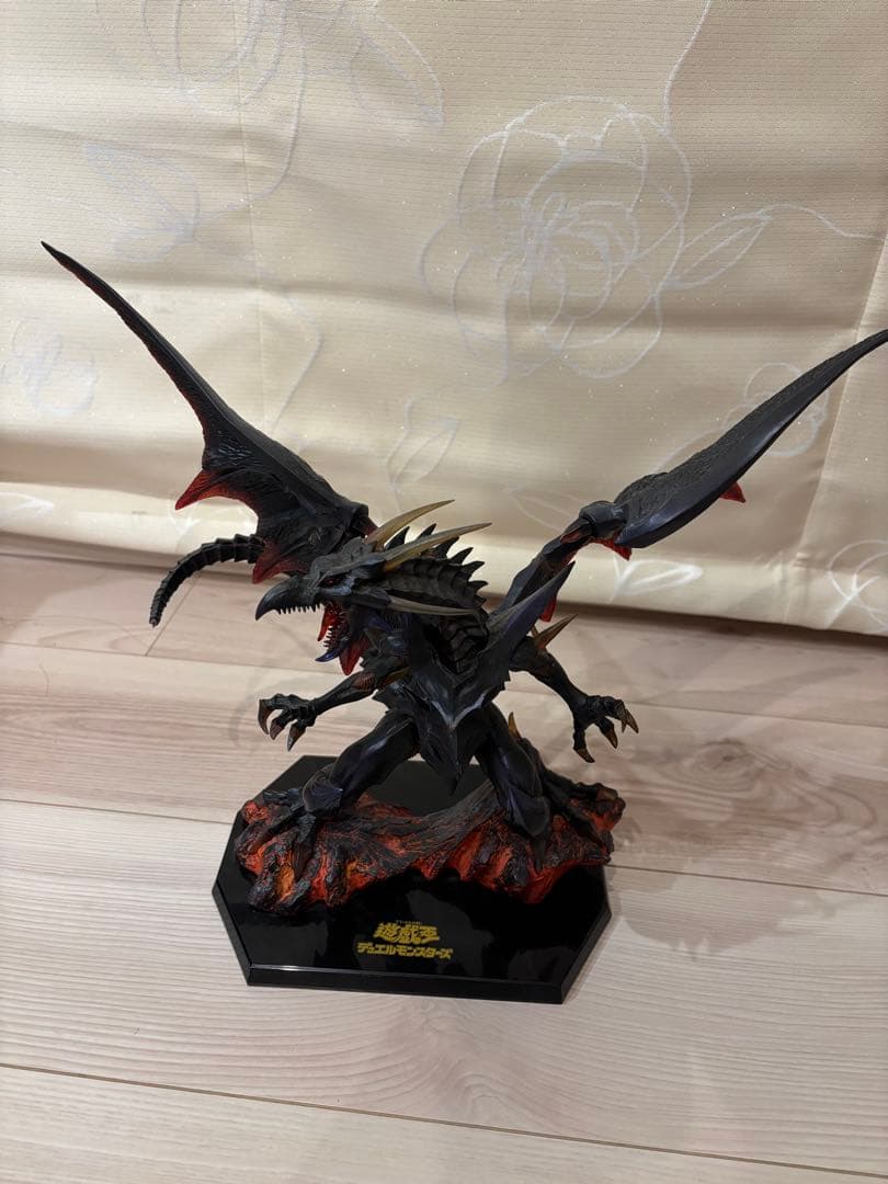 ART WORKS MONSTERS 遊戯王 真紅眼の黒竜 フィギュア