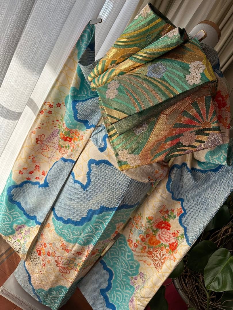 振袖フルセット 空色スカイブルー×白 総絞り 金駒刺繍