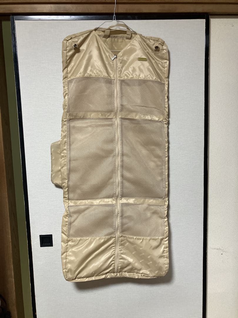 M*8様 RIMOWA アルミニウム製キャリーケース 2輪 約50リッター ビン