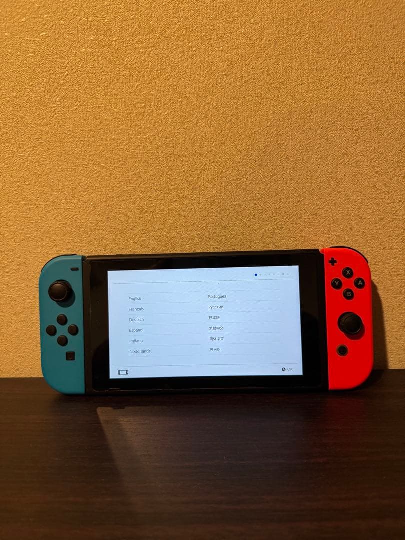 か*い様 Nintendo Switch 本体 青/オレンジ Joy-Con付き