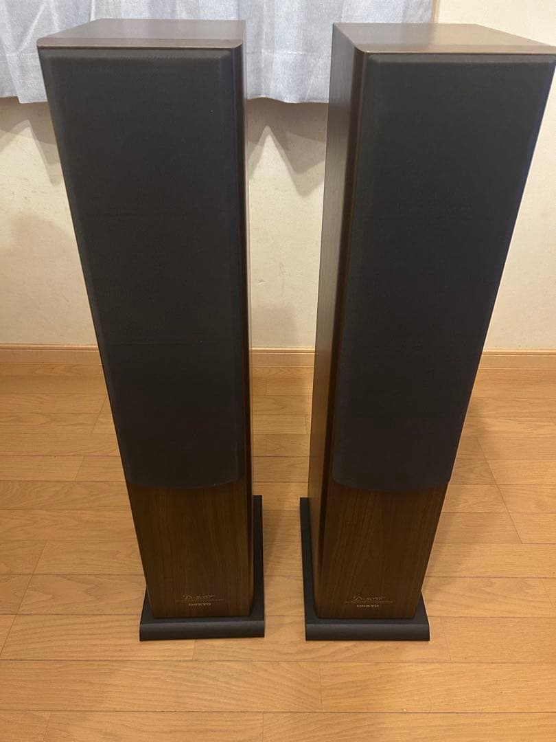 トールボーイスピーカー　ONKYO D-305F