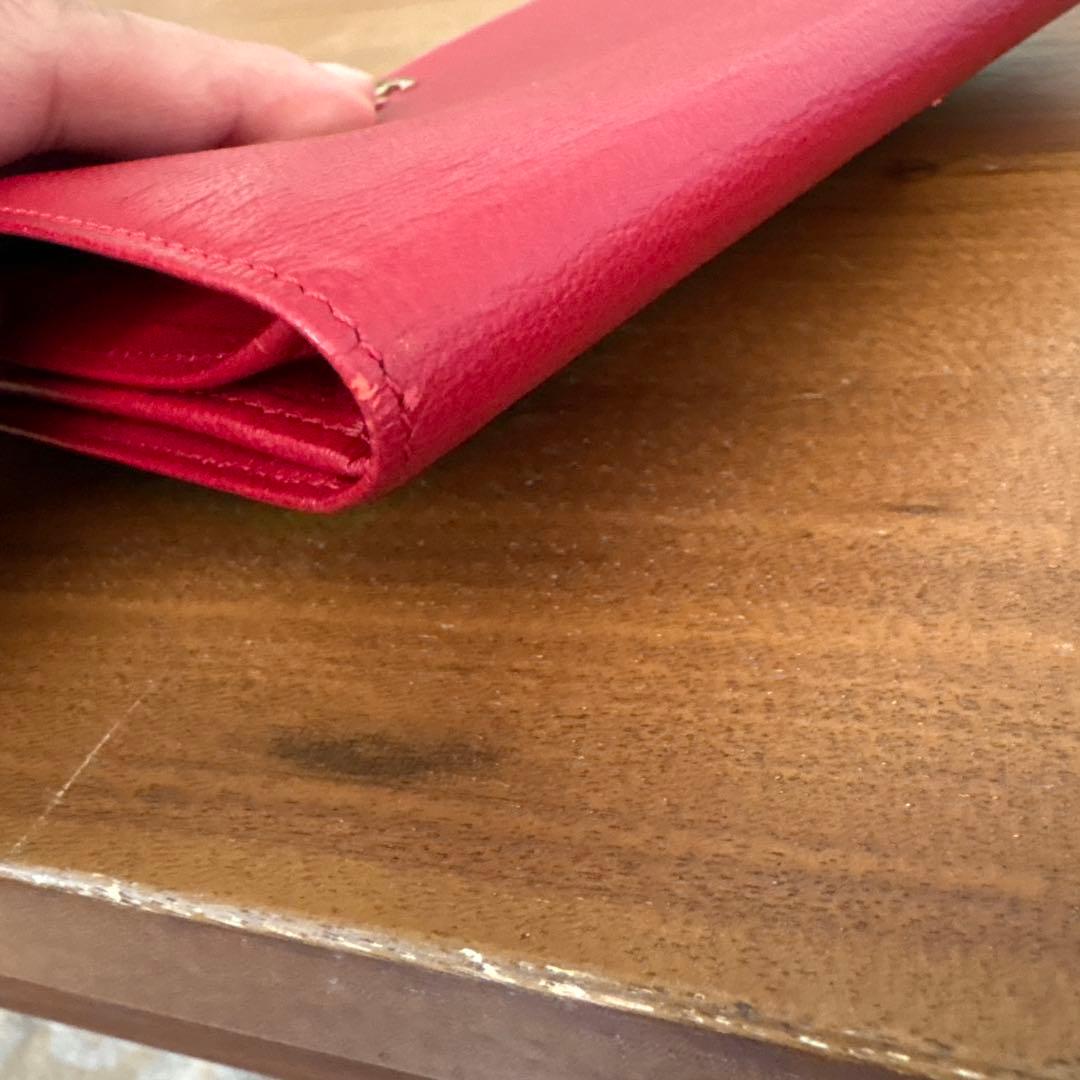 CHANEL レッド 二つ折り財布