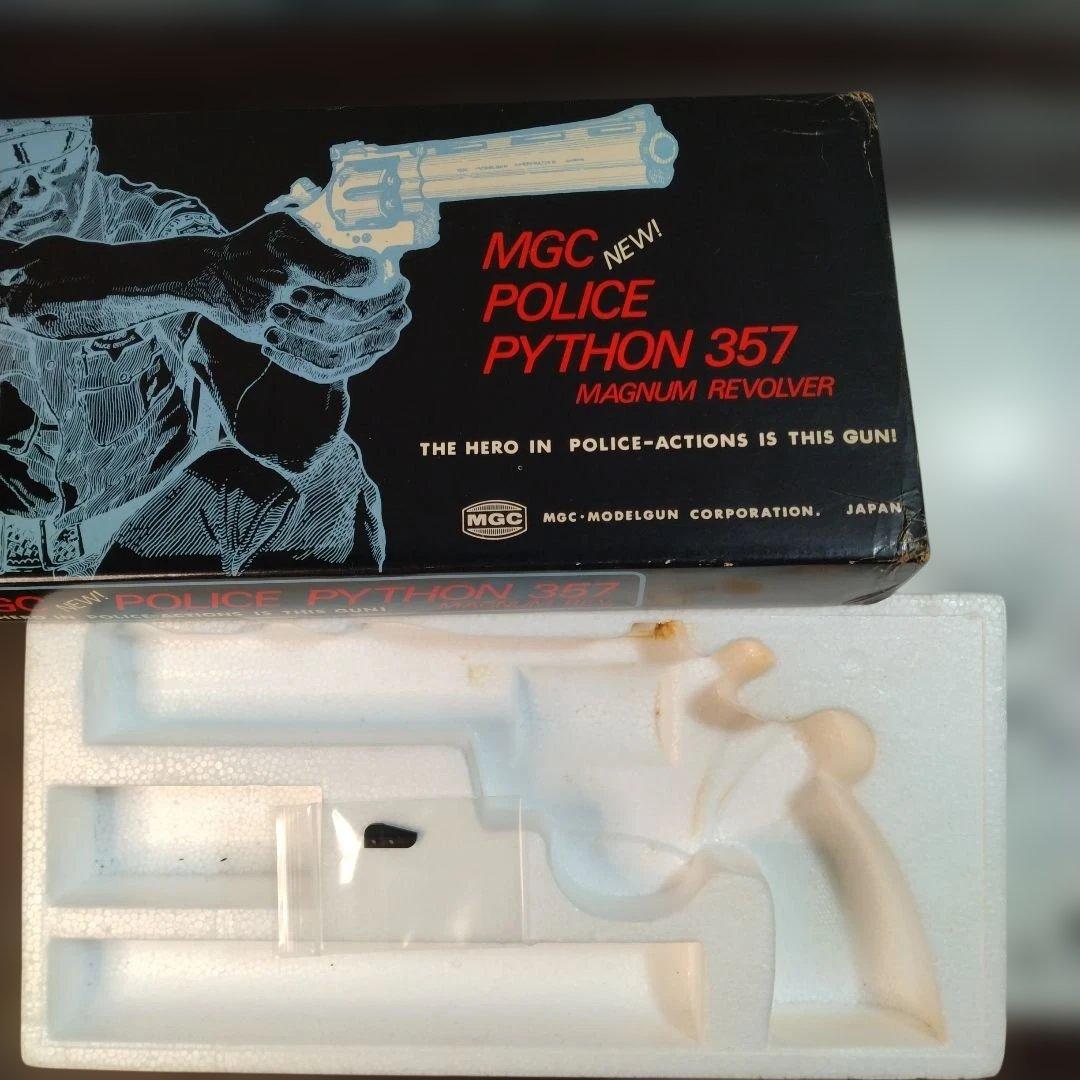 MGC製 コルトパイソン357マグナム 6in ABS製モデルガン　未発火