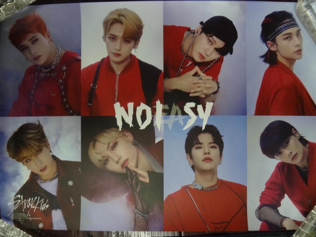 B2サイズポスター200本セット ・アニメアーティスト混合