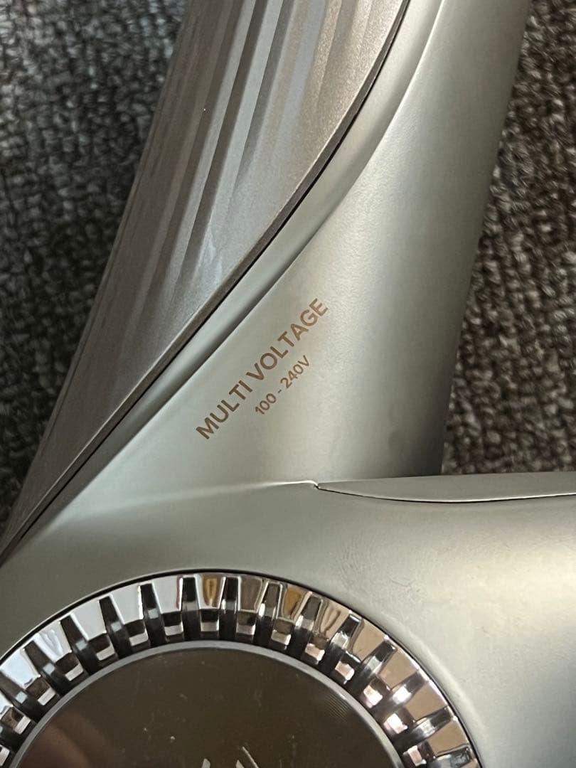 REFA マルチボルテージ ヘアドライヤー