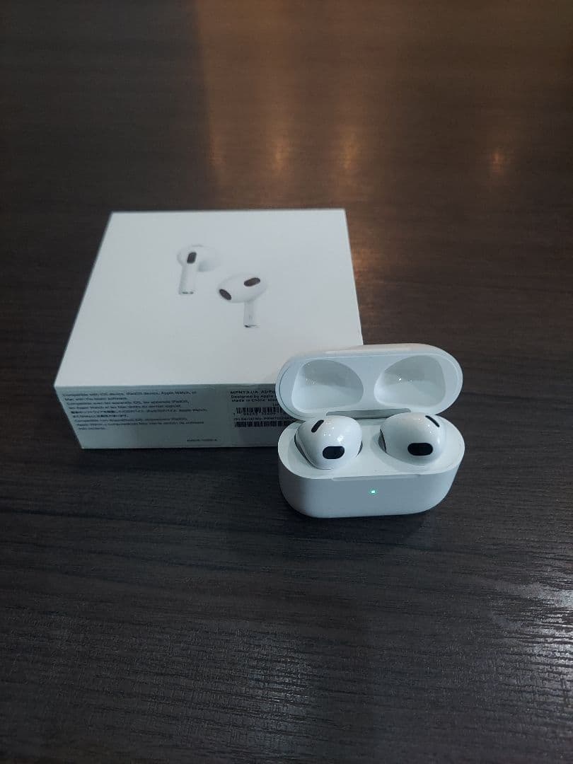 AirPods (第3世代) 状態良好 美品　充電ケース付き　当日発送可能