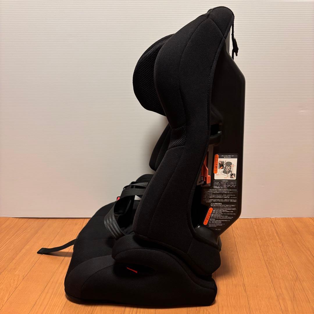 【美品】Combi チャイルドシート ブラック ジョイトリップエアスルーGG
