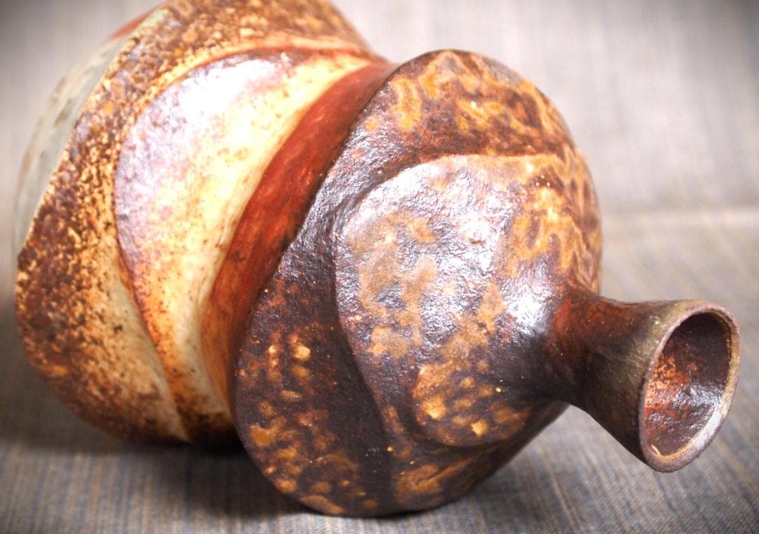 人気作家★川端文男【師：金重利右衛門】★備前《自然練込窯変》徳利★共箱