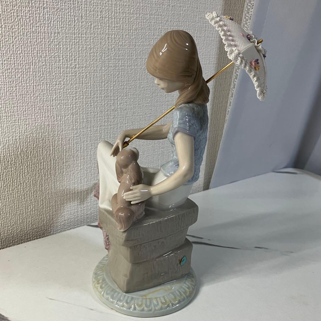 LLADRO リヤドロ 7612 日傘の女性と犬 ベンチ フィギュリン