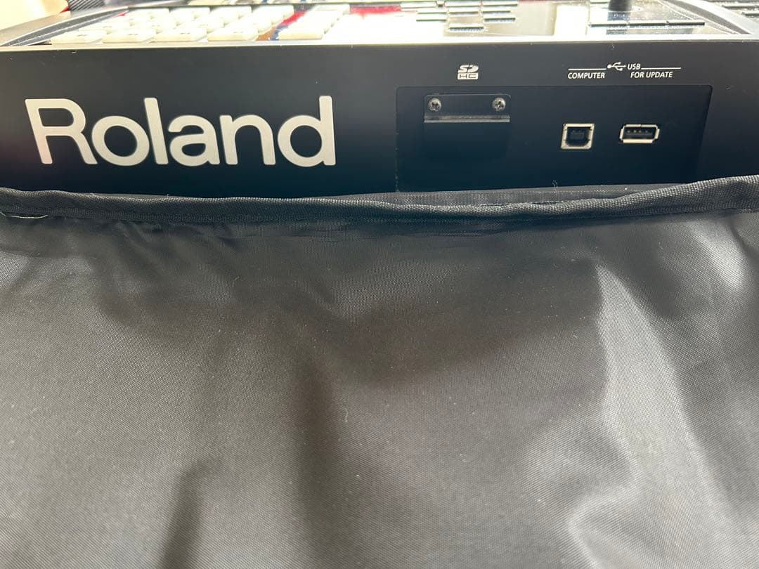 Roland FA-06 シンセサイザー 61鍵