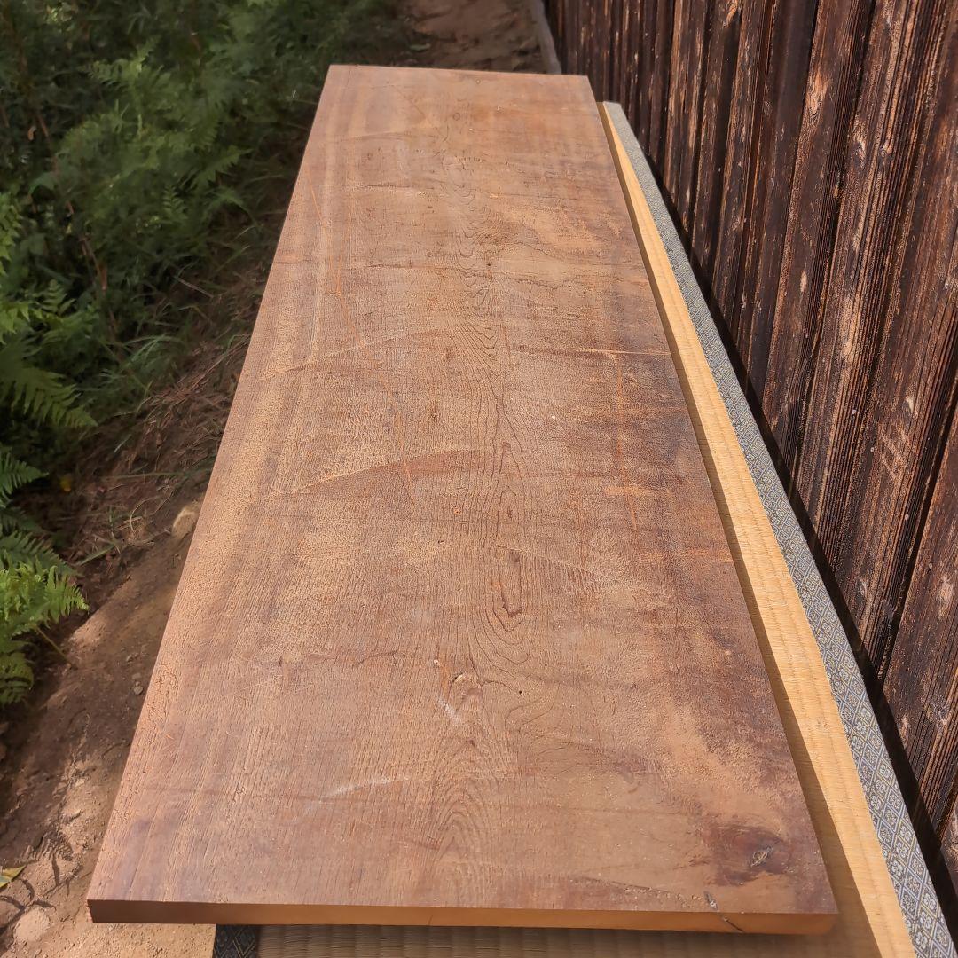 幅広な古材一枚板　桂の板　棚　インテリアなどに ビンテージな板